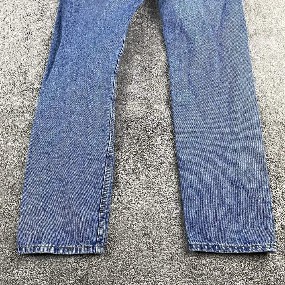 Levis please refer